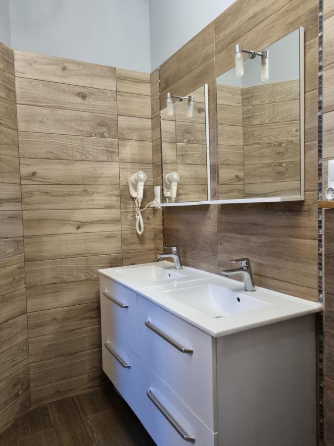 קרקוב Apartamenty Patria מראה חיצוני תמונה